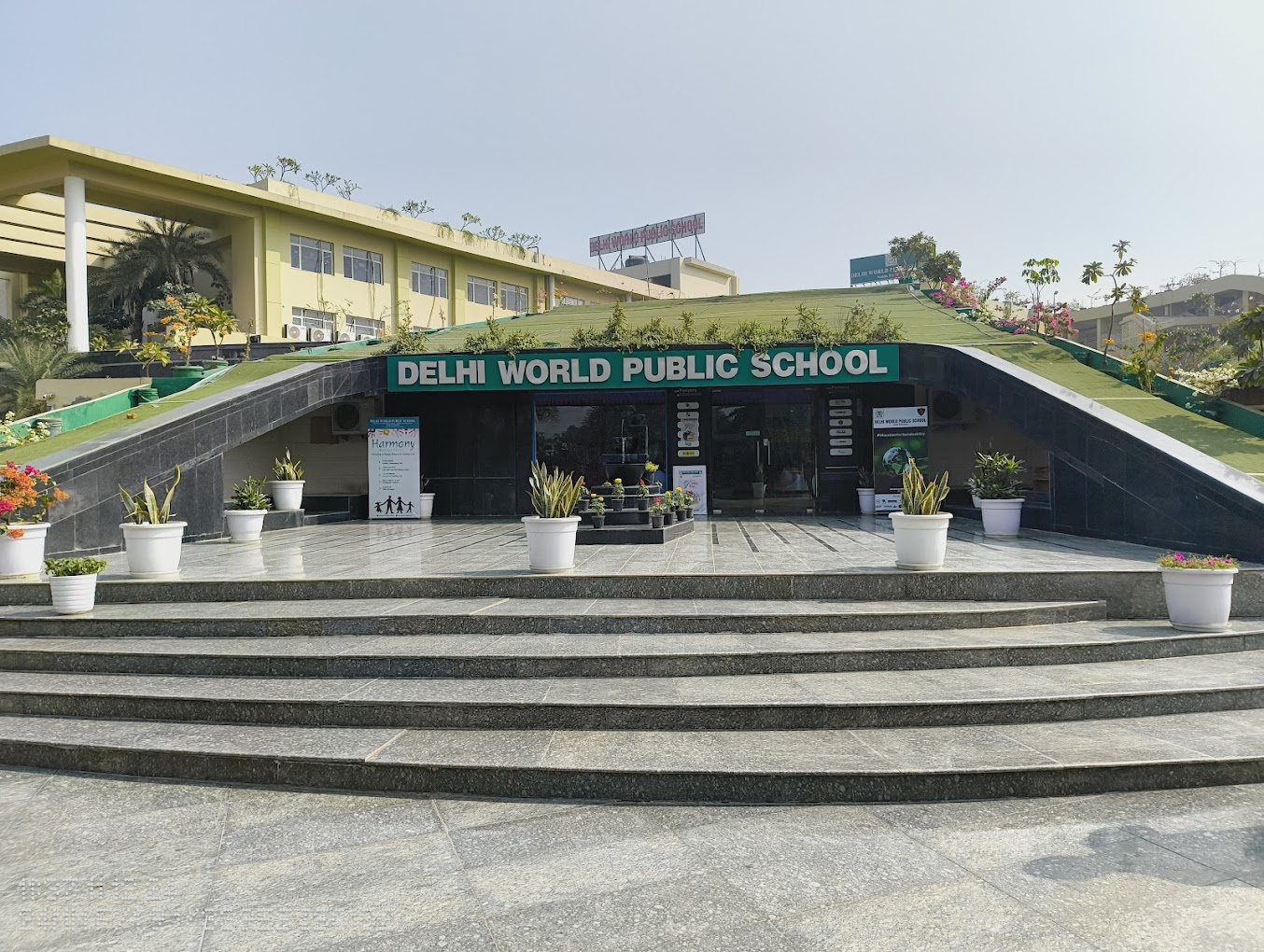 Delhi World Public School